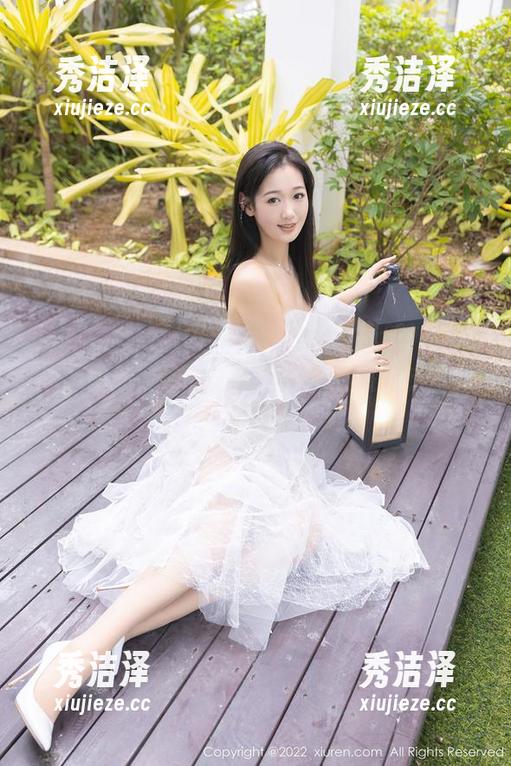 秀人网-筱慧cindy 秀人网 - 筱慧cindy“少女”图册:打开这本图册,注意!可能会导致感情泛滥的风险!