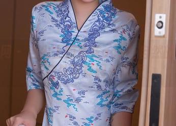 秀人网 – 舌尖上的菊花ace与自然的怀抱：户外写真图包探索