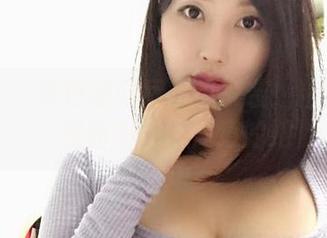 微密圈 – 紫色哒豚豚图包来袭！精选自拍，里面有你不知道的她