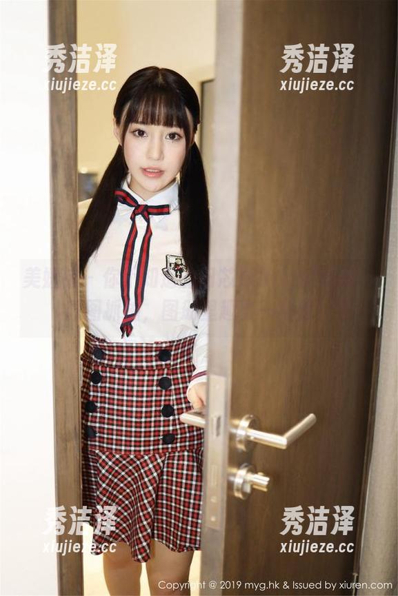 美媛馆 - 你不知道的田芯娜Angel秘书：原图抓拍，图册里趣事一箩筐！