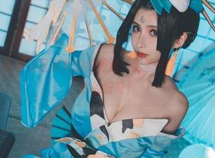 当肉扣热热子与邻居家大姐姐相遇，无圣光下的作品瞬间点燃了我的好奇！
