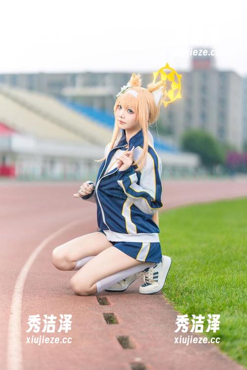 艾西Aiwest初音小恶魔：福利图片让你忘记生活的烦恼！