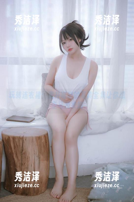 玩转连衣裙：荒井喵喵的写真全集让你想立马换衣服