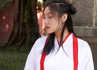 蜜桃社 – 想偷个懒看Rola的白色系列吗？最新作品集，不怕冷的你快来感受一下！