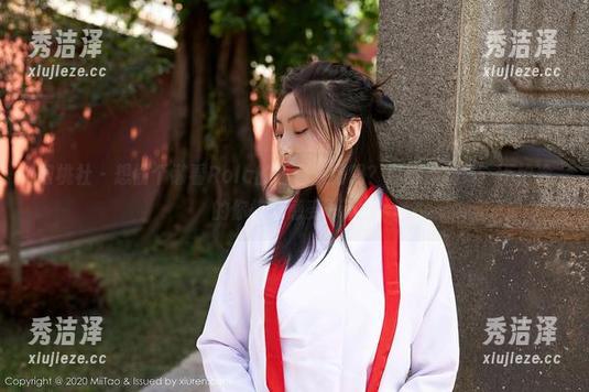 蜜桃社 - 想偷个懒看Rola的白色系列吗？最新作品集，不怕冷的你快来感受一下！