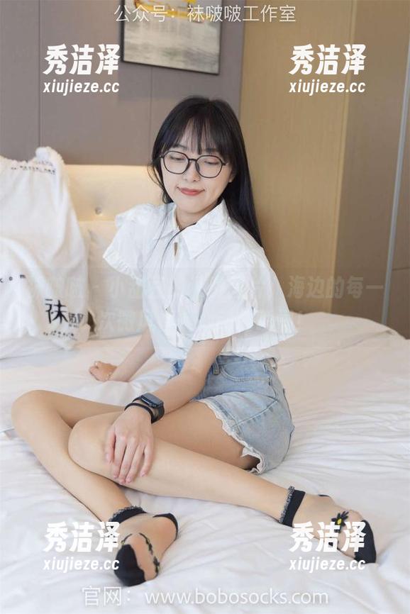 袜啵啵 - 小甜豆的私房图片，海边的每一次微风都是心动的瞬间！