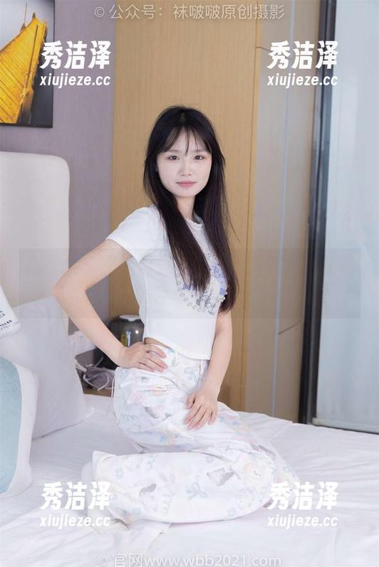 袜啵啵 - 这就是芝士的肉丝图集？花絮版下载等你来揭晓！