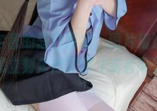 看看西尔酱的蓝白围裙，图片精选就是要让你想立刻奔向厨房（或者隔壁）！