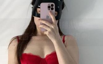 微密圈 – 打破审美界限，铁锤姐姐的又粗又白的腿美图合集，邀你畅游其中！