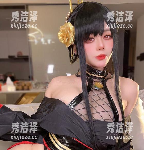 阿九从不咕咕(九言)的泳装日常，沈妙美图图包，别错过哦！
