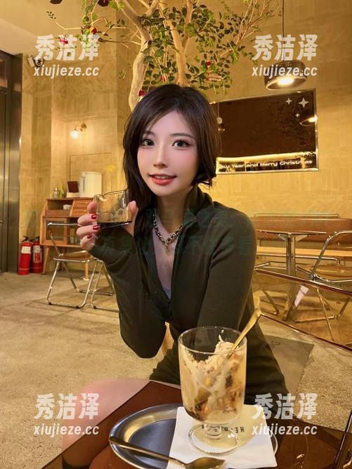 微密圈 - 最新！双马尾之美：陈妮妮UNI的写真集让人忍不住多看几眼