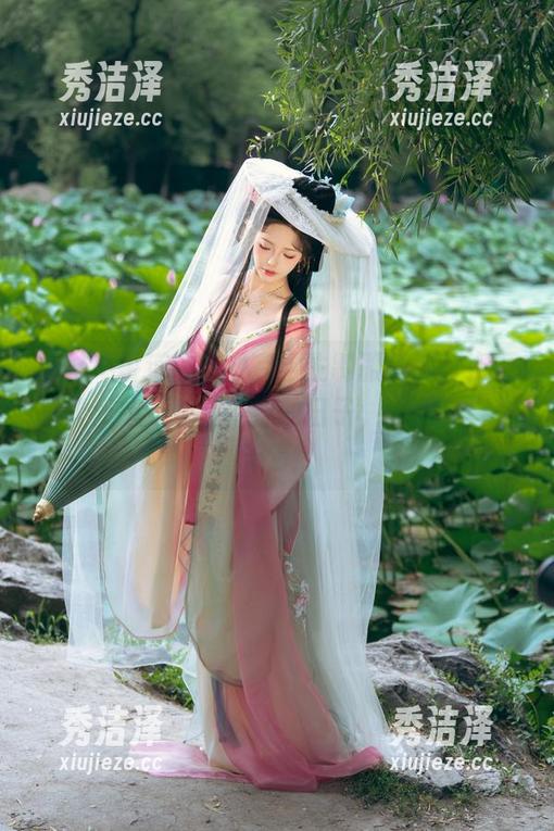 雯妹不讲道理 雯妹不讲道理的教室学生制服美图,资源总让我想起那些青涩的日子,唉时光真是无情!
