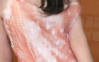 青豆客 – 翻看思淇Sukiii的私房图集，学妹真是个误食仙果的小妖精